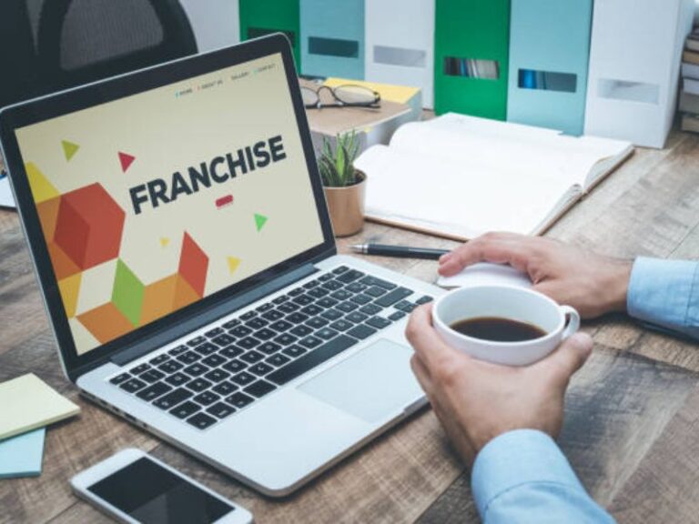 Local SEO for Franchises: 7 Essential Franchise SEO Strategies