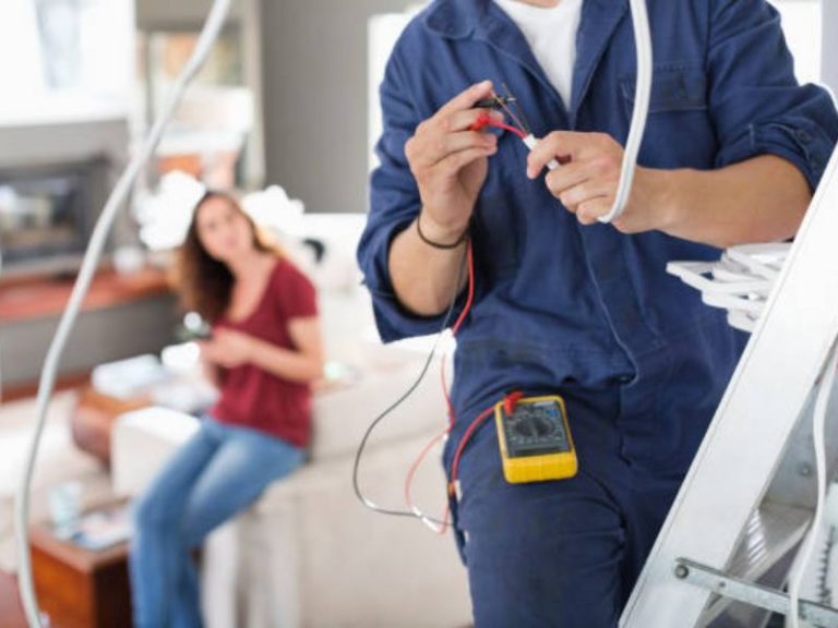 PPC for Electricians: Earn More Revenue With Electrician PPC Services