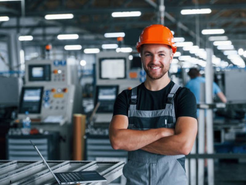 A Guide to the Best CRM for Manufacturing Companies