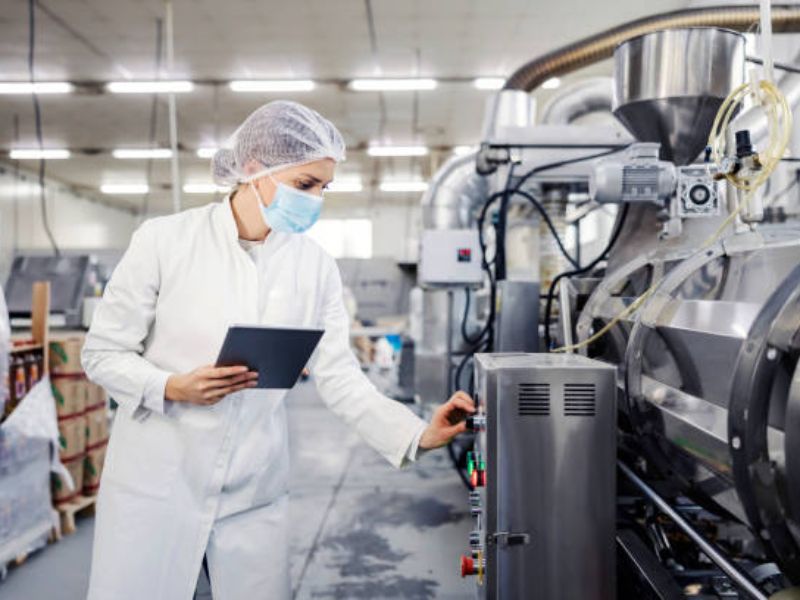 The 5 Best Manufacturing CRMs in 2024